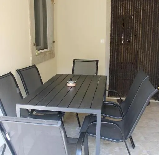 بيت للعطل House Aida